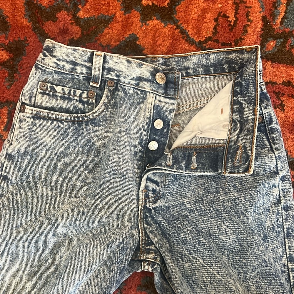 Vintage 90s acid washed jeans button fly